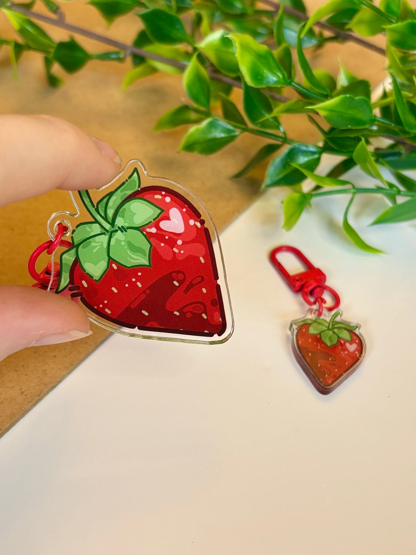 Strawberry ˗ˋˏ ♡ ˎˊ˗ Acrylic Keychain